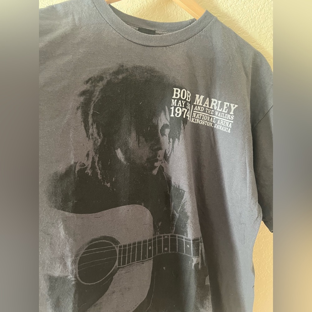 🎸Bob Marley🎸 1974 Graphic Tee - Dark Gray. Size XL - Picture 3 of 6